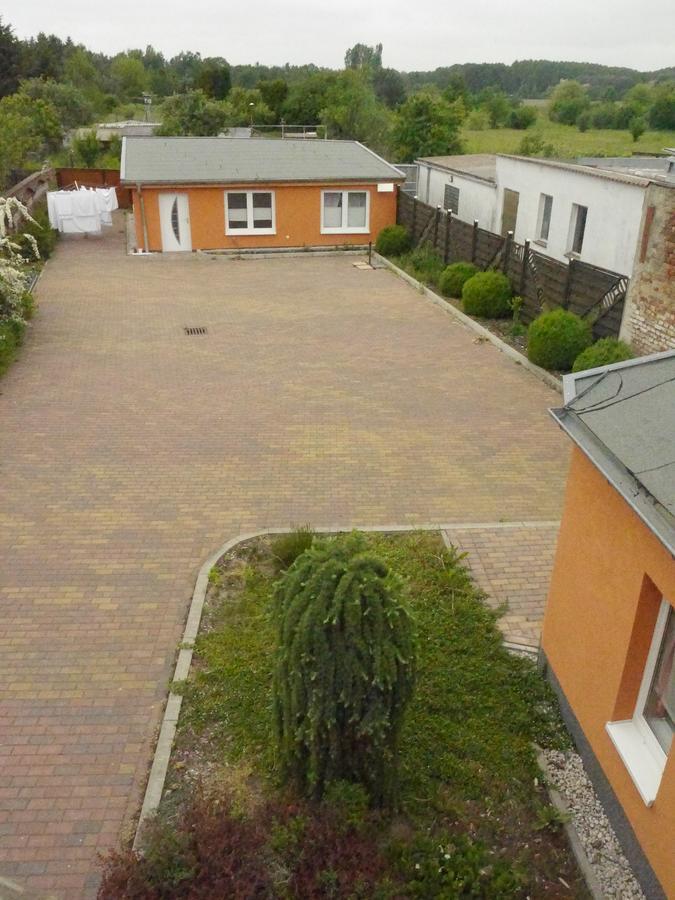 Apart Pension Plaue Brandenburg  ภายนอก รูปภาพ
