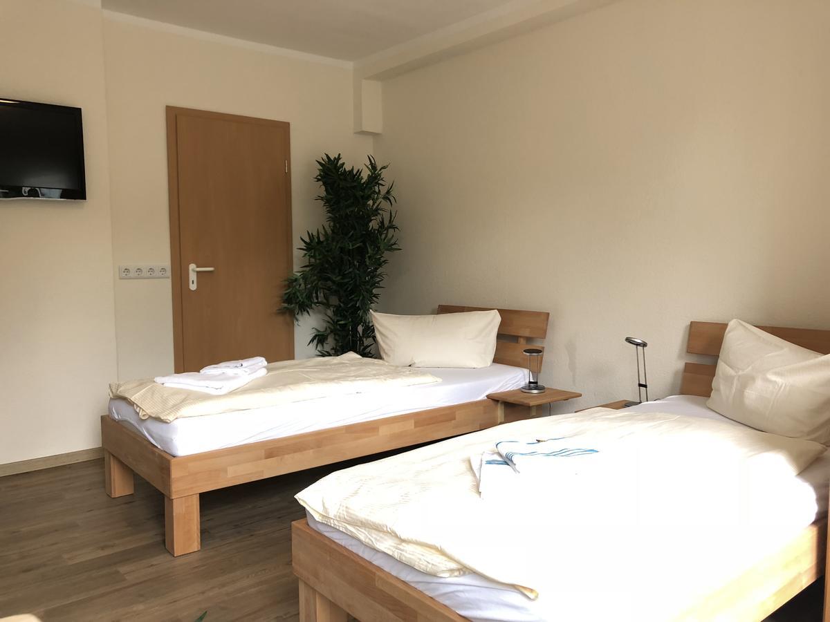 Apart Pension Plaue Brandenburg  ภายนอก รูปภาพ